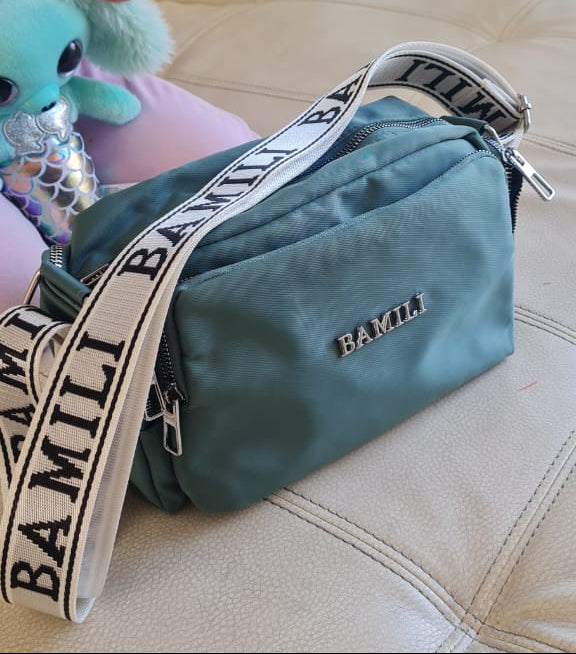 Bolso Azul Turquesa con Correa de Letras